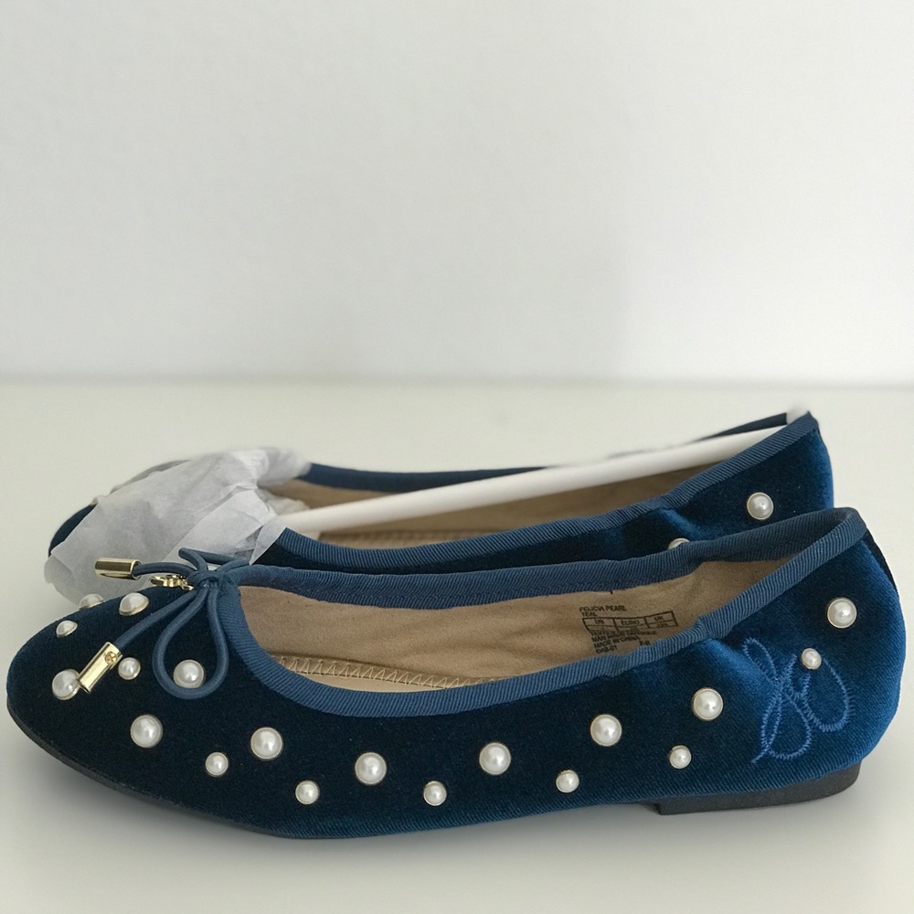 ‼️SALE‼️Sam Edelman girl flats sz 1, sz 2 **NEW!
